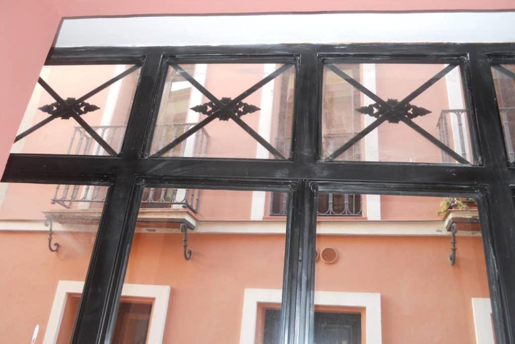 Cheap & Chic In The Center Of Sevilla 외부 사진